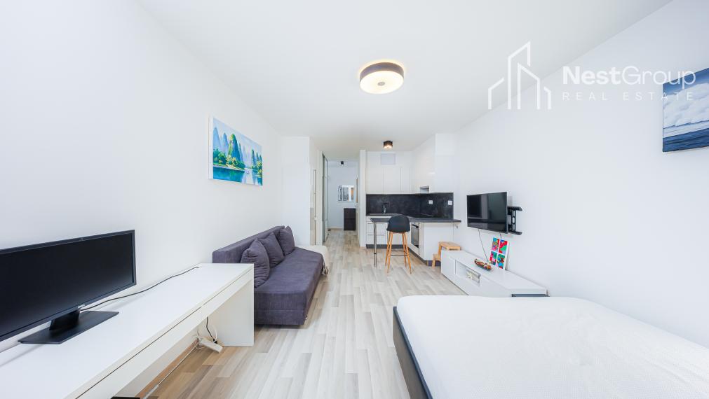 VEĽKÝ A SLNEČNÝ 1-IZBOVÝ BYT 36 m2 S  BALKÓNOM, SLNEČNICE