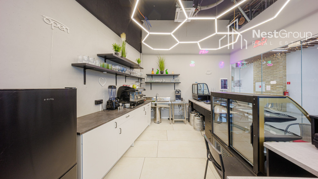 ŠTÝLOVÁ KAVIAREŇ/CUKRÁREŇ NA ODSTÚPENIE/OBCHOD.PRIESTOR RAČA