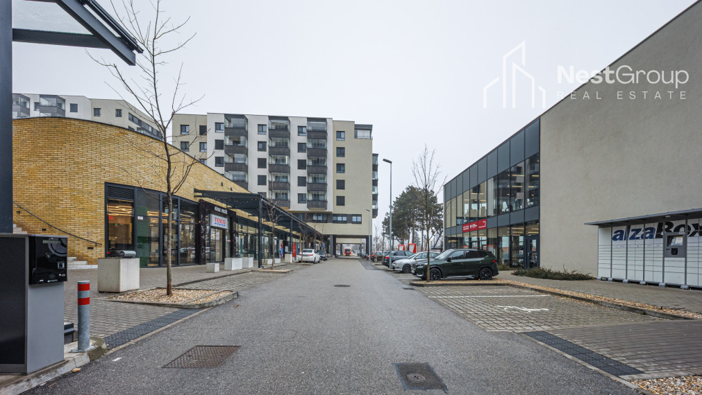 ŠTÝLOVÁ KAVIAREŇ/CUKRÁREŇ NA ODSTÚPENIE/OBCHOD.PRIESTOR RAČA