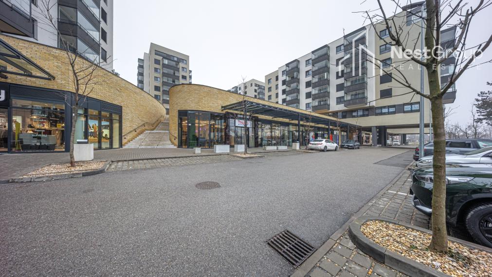 KVETINÁRSTVO NA ODSTÚPENIE - ATRAKTÍVNA POLOHA, RÍNOK RAČA