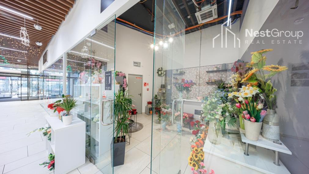 KVETINÁRSTVO NA ODSTÚPENIE - ATRAKTÍVNA POLOHA, RÍNOK RAČA