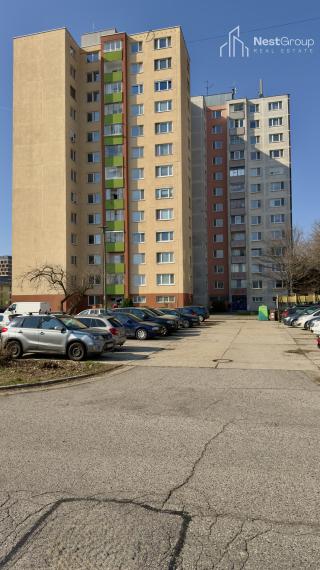 PREDAJ - priestranný 3i byt s loggiou, Jasovská, Petržalka