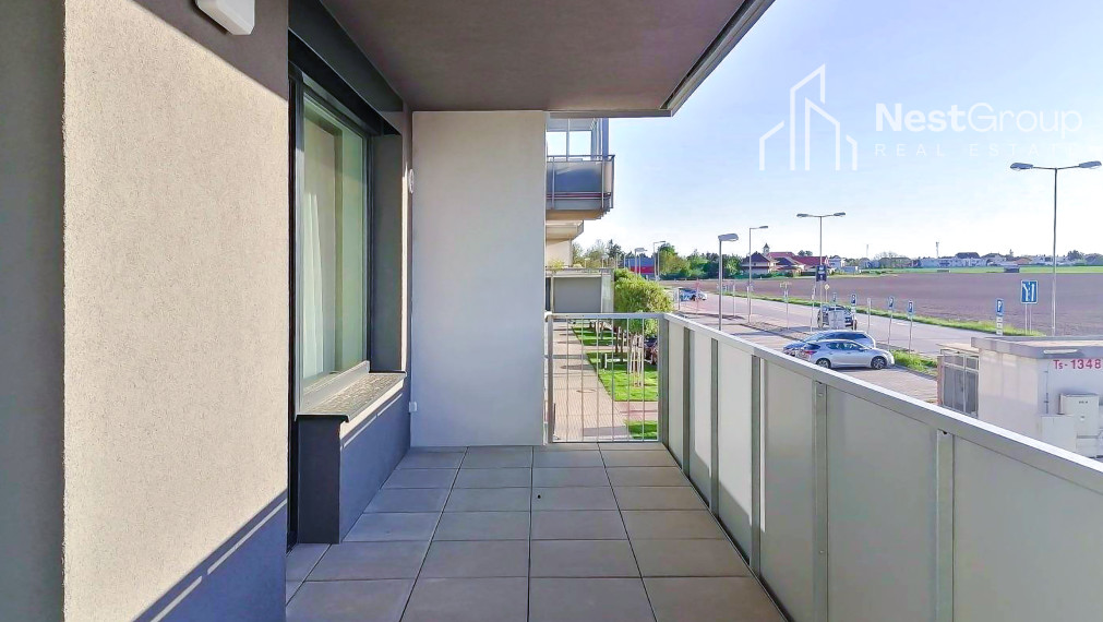 BÝVANIE BEZ KOMPROMISOV-DIZAJNOVÝ 2-IZBOVÝ BYT, VEĽKÁ LOGGIA