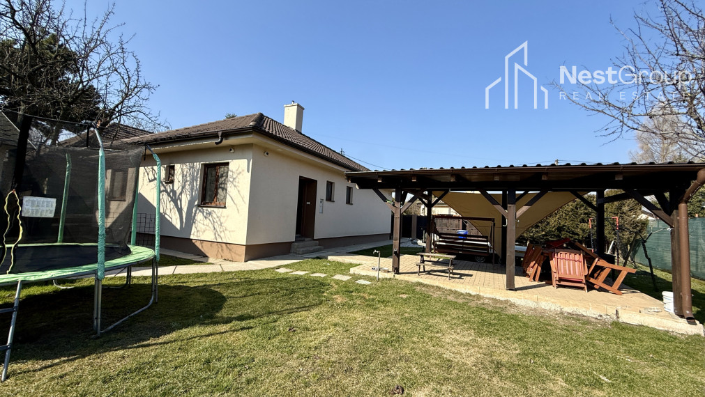 PREDAJ  3-i RD, garáž vhodná na podnikanie - autoservis