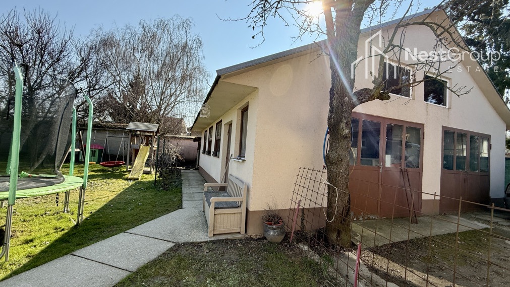 PREDAJ  3-i RD, garáž vhodná na podnikanie - autoservis