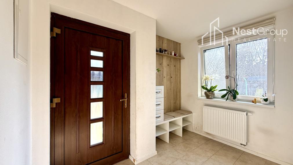 PREDAJ  3-i RD, garáž vhodná na podnikanie - autoservis