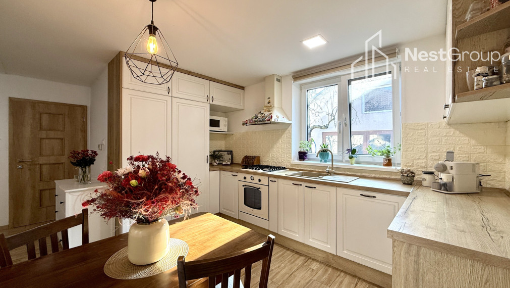 PREDAJ  3-i RD, garáž vhodná na podnikanie - autoservis