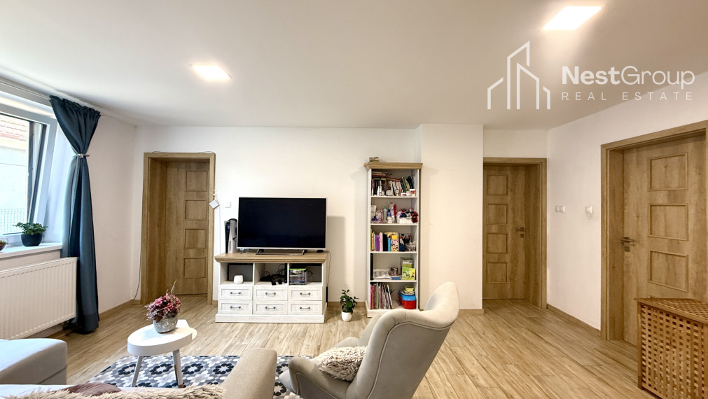 PREDAJ  3-i RD, garáž vhodná na podnikanie - autoservis