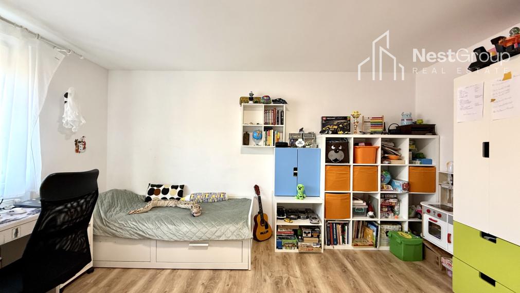 PREDAJ  3-i RD, garáž vhodná na podnikanie - autoservis