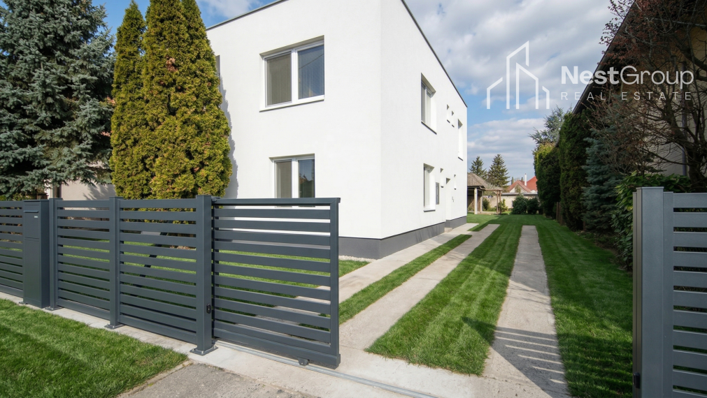 DOM BEZ KOMPROMISOV - VEĽKÝ 5-IZBOVÝ RD, 250 m2, ZÁHRADA