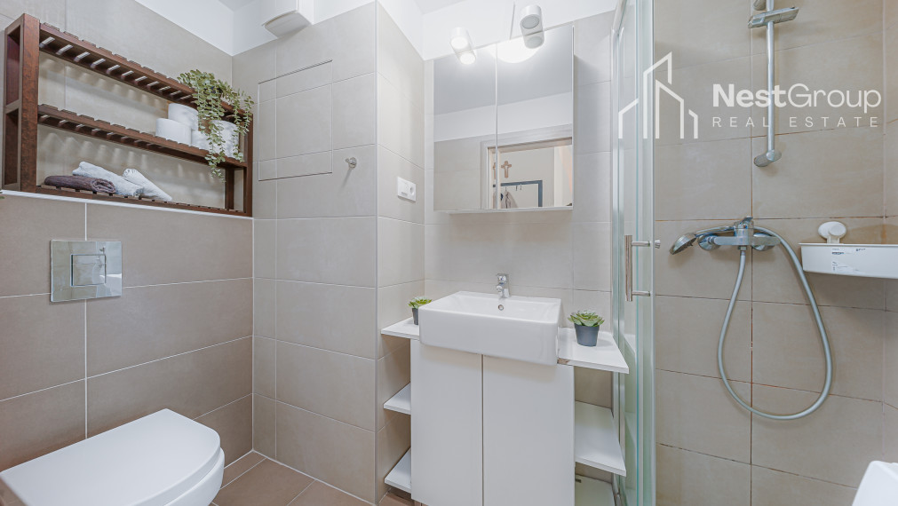VEĽKÝ SLNEČNÝ 1-IZBOVÝ BYT 36 m2 S VEĽKOU LOGGIOU, SLNEČNICE