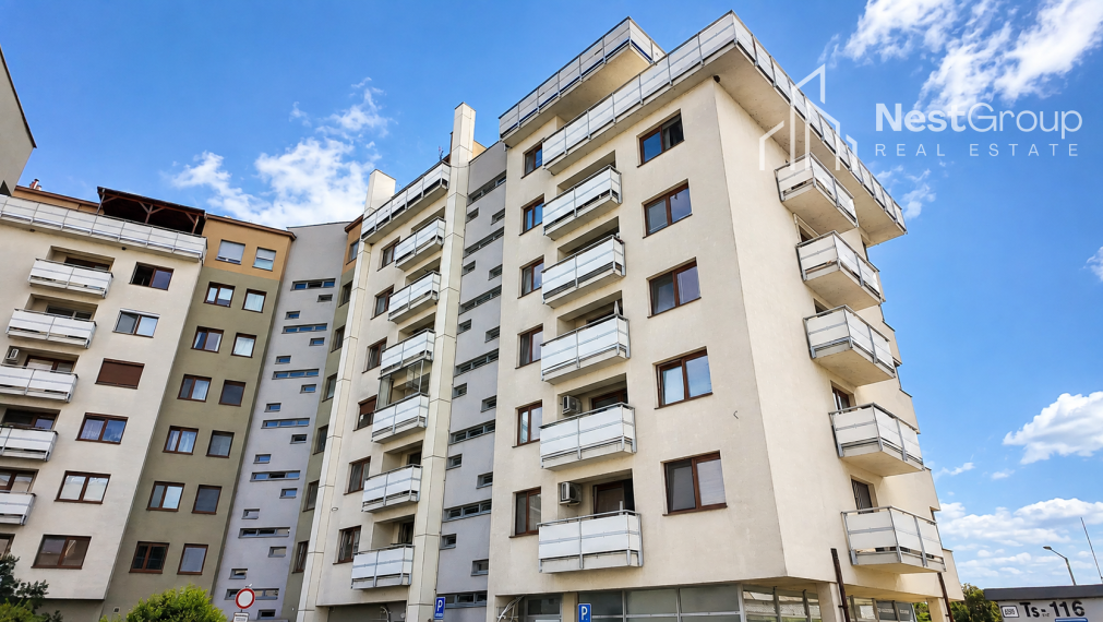Exkluzívne Predaj 3 izbový byt s balkónom a loggiou v Senci