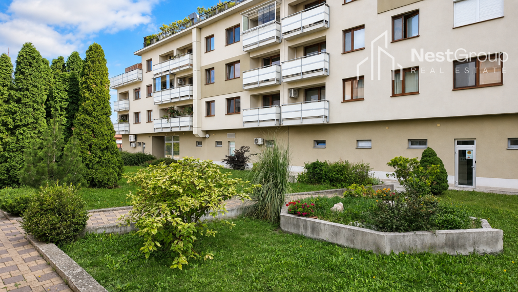 Exkluzívne Predaj 3 izbový byt s balkónom a loggiou v Senci