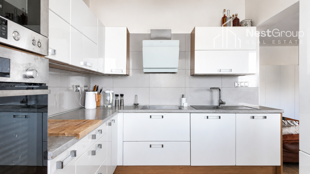 Exkluzívne Predaj 3 izbový byt s balkónom a loggiou v Senci