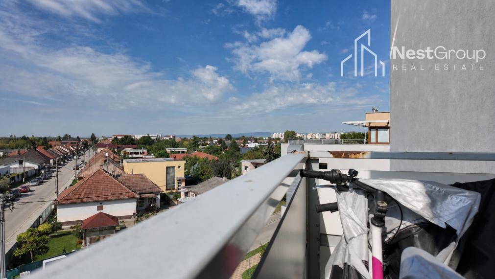 Exkluzívne Predaj 3 izbový byt s balkónom a loggiou v Senci