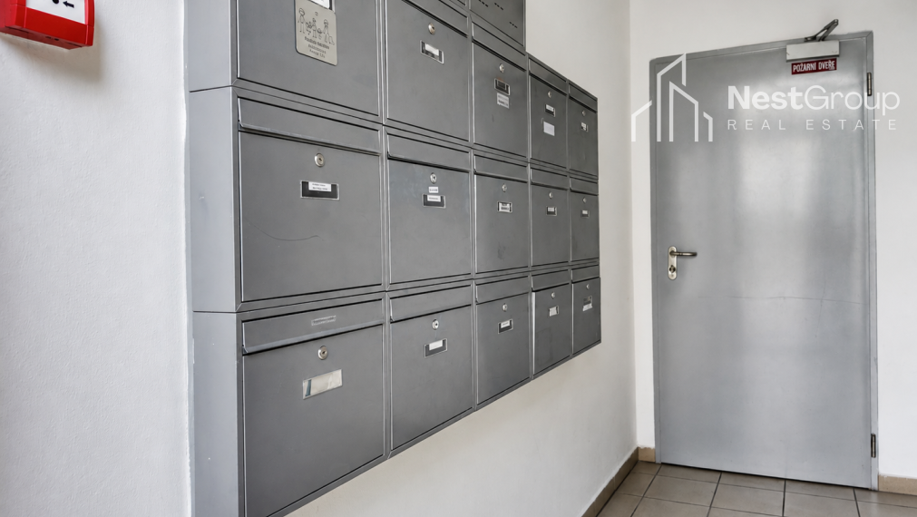 Exkluzívne Predaj 3 izbový byt s balkónom a loggiou v Senci