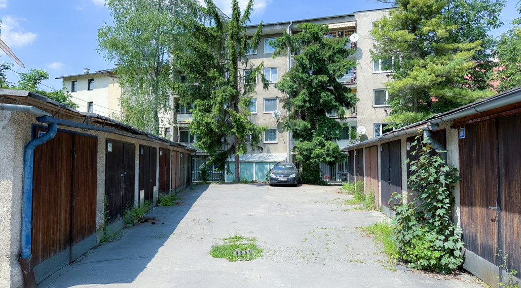 PREDANÉ 3 (4)-izbový byt s loggiou v centre mesta, Žilina