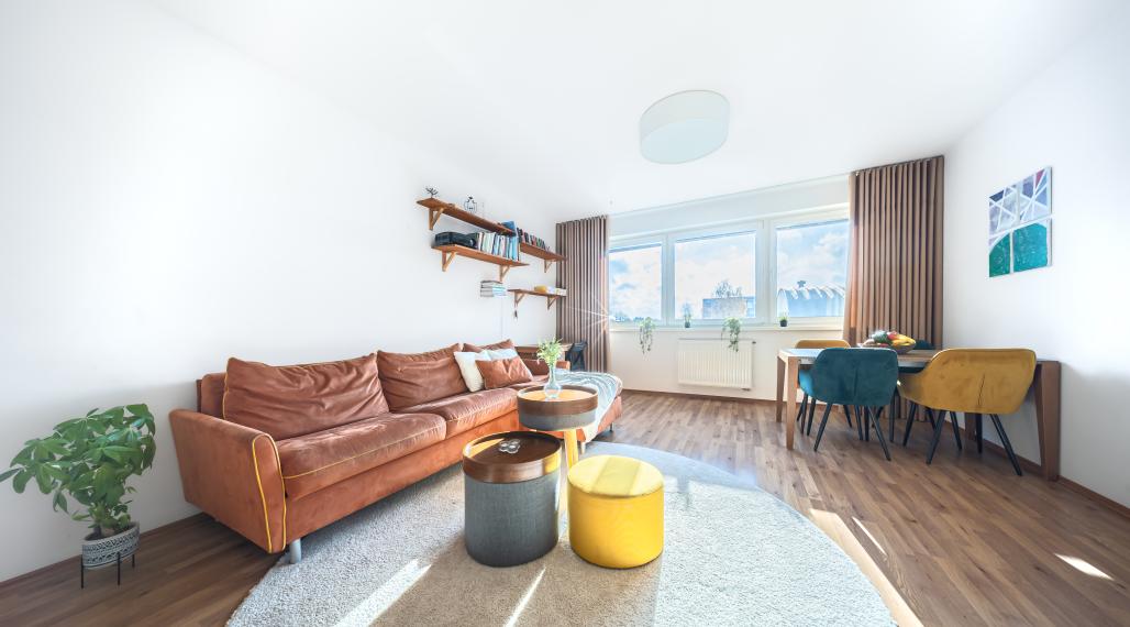 PREDANÉ Väčší 3-izbový byt 94 m2 s veľkou loggiou, Stupava