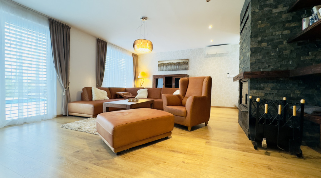 PREDAJ moderný 4i rodinný dom s vyhrievaným bazénom pri Piešťanoch