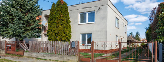 DOM BEZ KOMPROMISOV - VEĽKÝ 5-IZBOVÝ RD, 250 m2, ZÁHRADA