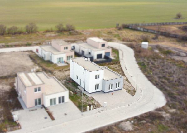 PREDAJ NOVOSTAVBA 4-IZBOVÝ RD S POZEMKOM 300 m2 V OBCI HUBICE