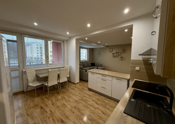 REZERVOVANÉ 2-izbový byt v Hlohovci – Sihoť