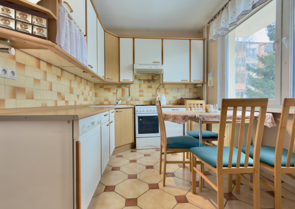 EXKLUZÍVNE PREDAJ 4-izbový byt v Senici