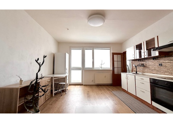 EXKLUZÍVNE PRENÁJOM 2-izbový byt na ulici P. Horova