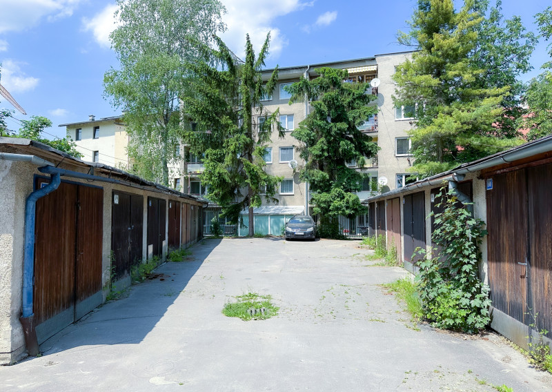 PREDANÉ 3 (4)-izbový byt s loggiou v centre mesta, Žilina